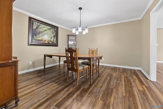 108 South Hawk Drive, Rainbow City, AL 35906