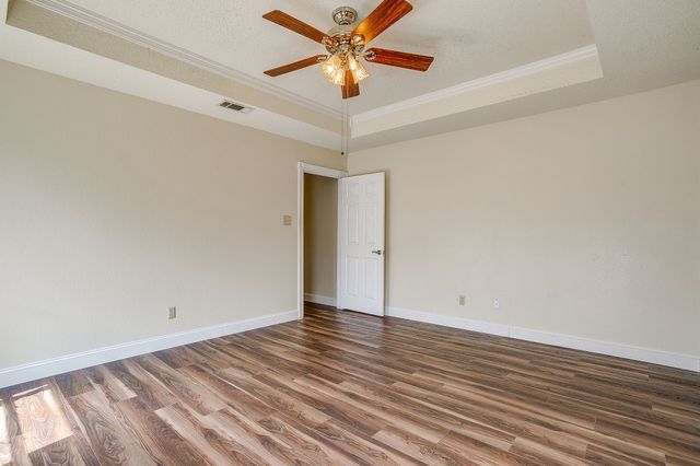 8016 Kendra Lane, North Richland Hills, TX 76182