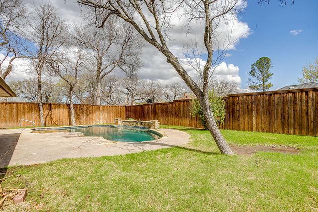 8016 Kendra Lane, North Richland Hills, TX 76182