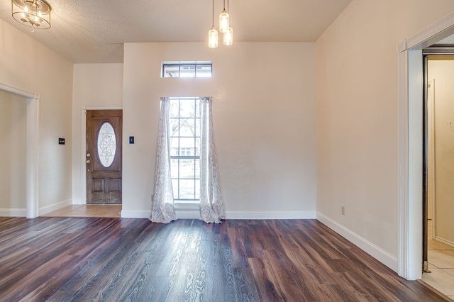 8016 Kendra Lane, North Richland Hills, TX 76182