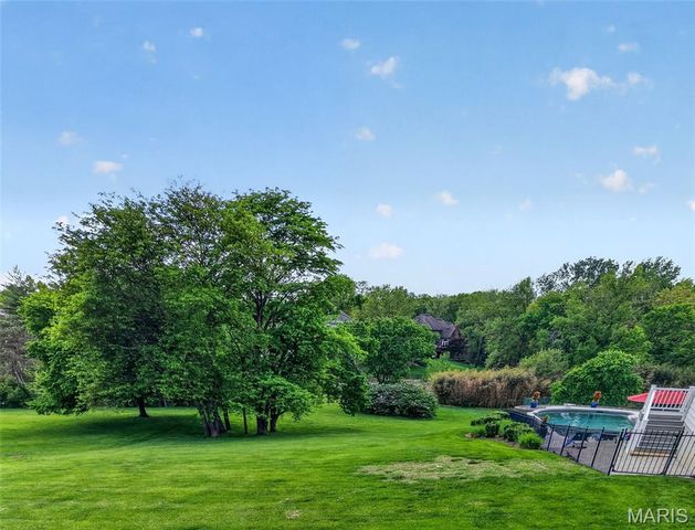 2108 Stillwater Point Court, Clarkson Valley, MO 63005