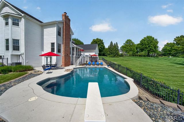 2108 Stillwater Point Court, Clarkson Valley, MO 63005