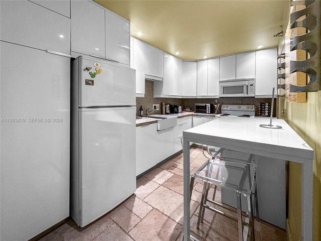 10185 Collins Ave 502, Bal Harbour, FL 33154