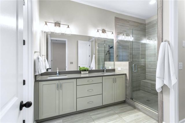 3933 Danube Lane 222, Atlanta, GA 30339