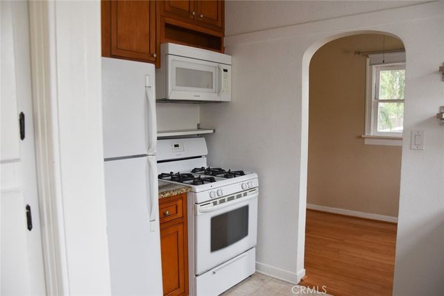 817 E Palm, Orange, CA 92866