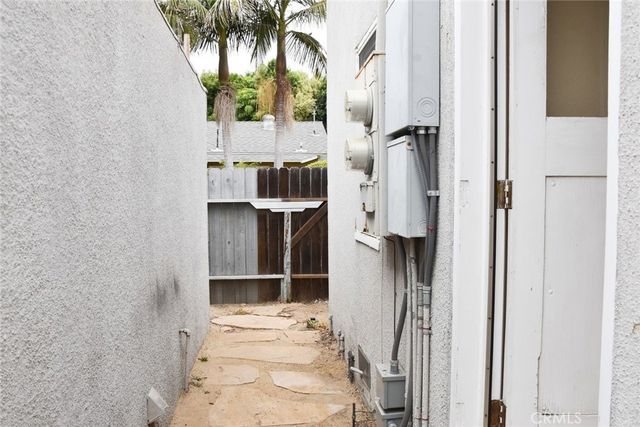 817 E Palm, Orange, CA 92866
