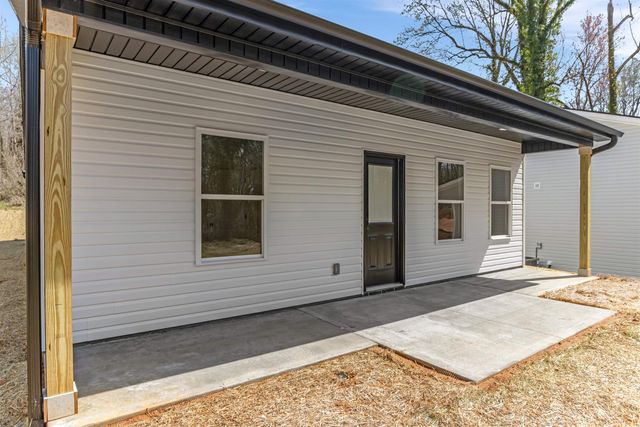 193 N Georgia Avenue, Chesnee, SC 29323