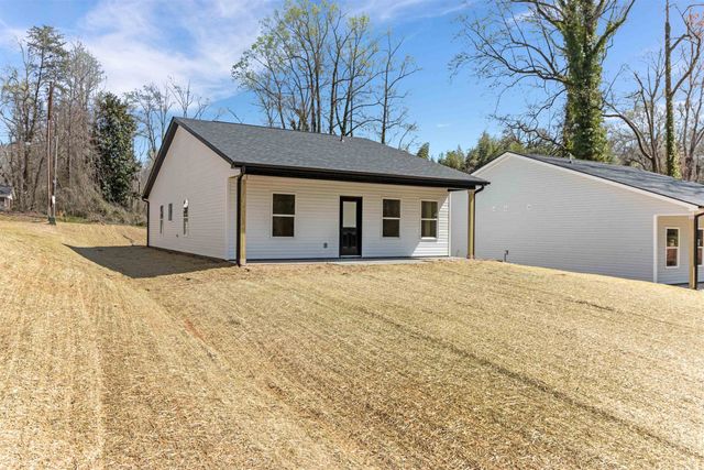 193 N Georgia Avenue, Chesnee, SC 29323