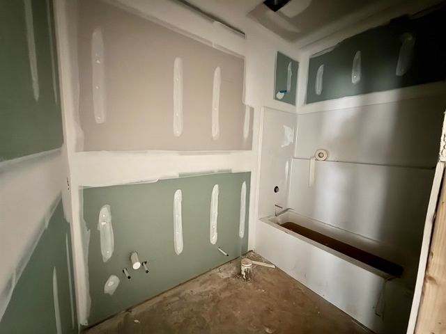 193 N Georgia Avenue, Chesnee, SC 29323