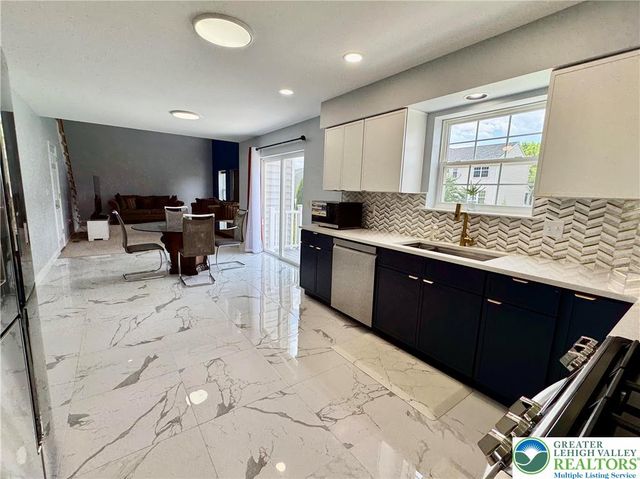 1692 Windmill Lane, Upper Macungie Twp, PA 18031