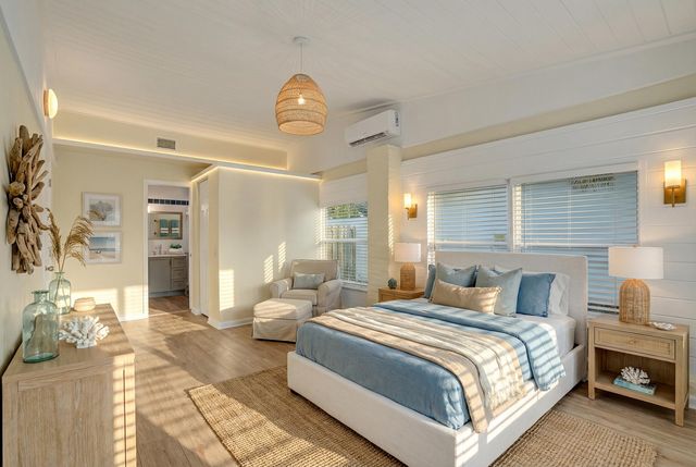 1205 S Lake Drive, Lantana, FL 33462