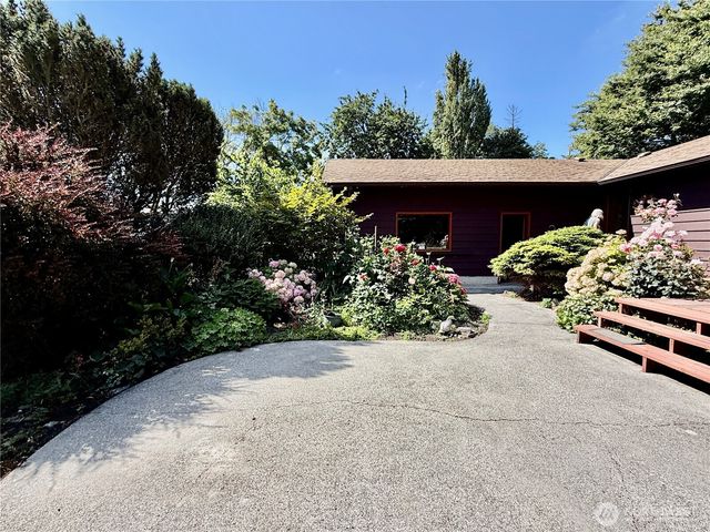 12741 Ring Lane, La Conner, WA 98257