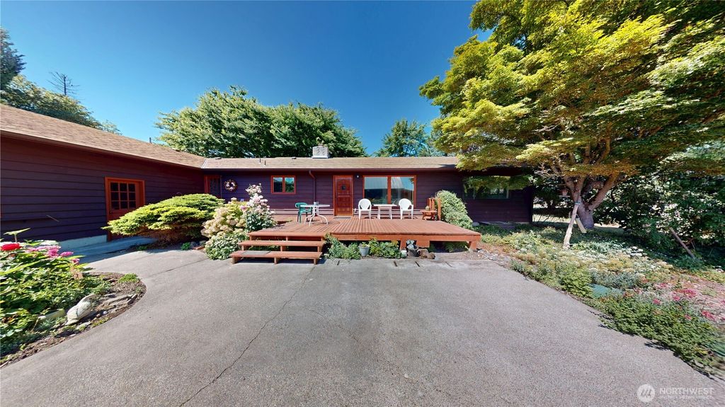 12741 Ring Lane, La Conner, WA 98257
