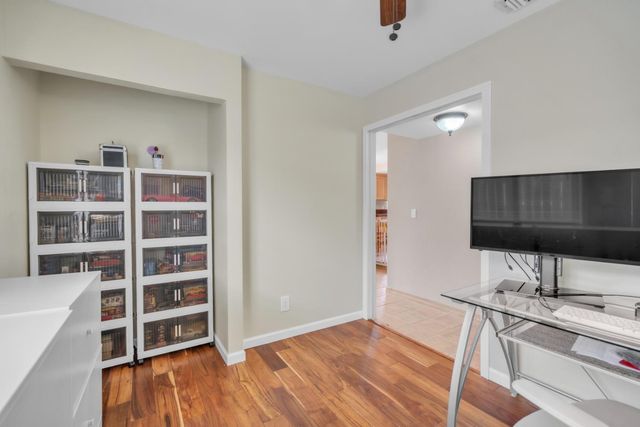 3308 Corbin Way, Sacramento, CA 95827