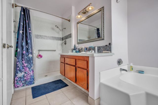 3308 Corbin Way, Sacramento, CA 95827