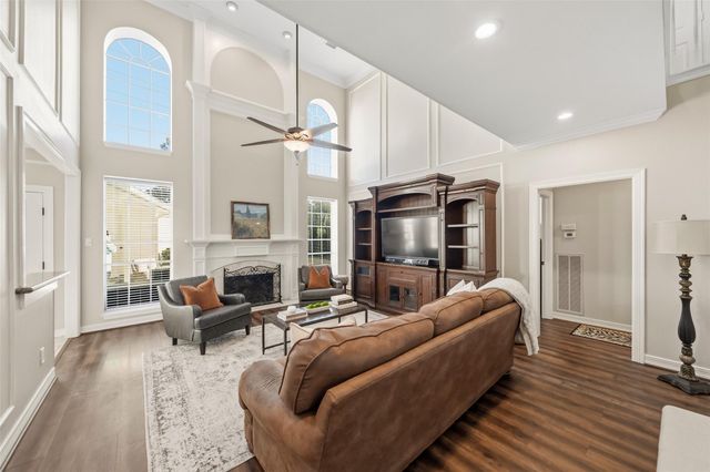 4623 Brook Shadow Drive, Kingwood, TX 77345