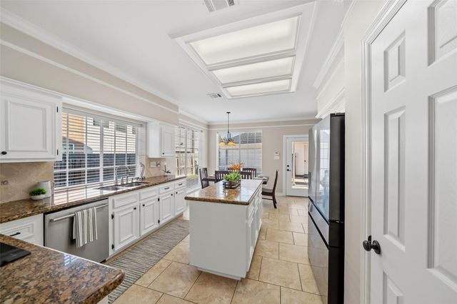 4623 Brook Shadow Drive, Kingwood, TX 77345