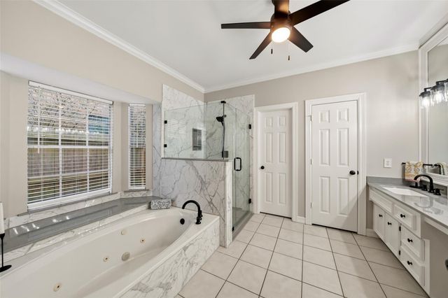 4623 Brook Shadow Drive, Kingwood, TX 77345