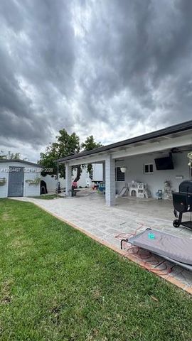 13812 SW 16th Ter, Miami, FL 33175