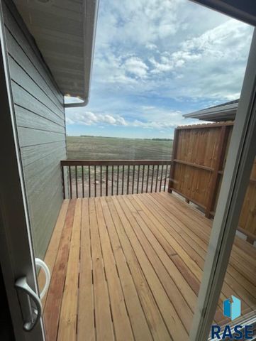 9657 W Tunis Dr Drive, Sioux Falls, SD 57106