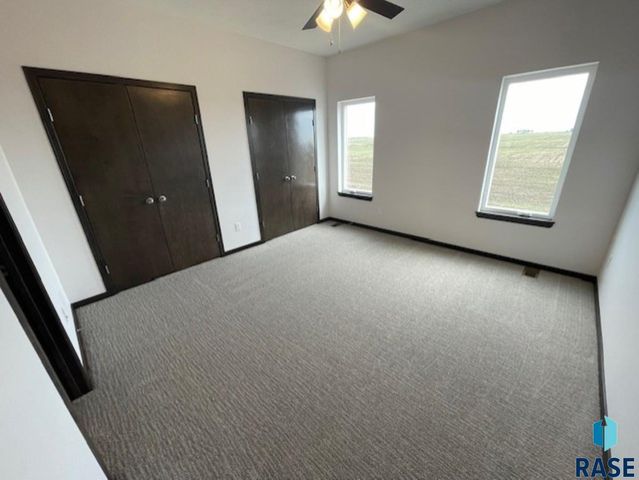 9657 W Tunis Dr Drive, Sioux Falls, SD 57106