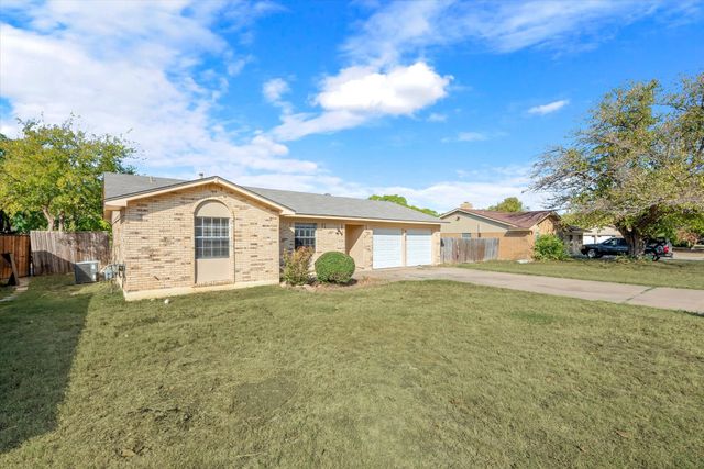 5945 Jackie Terrace, Watauga, TX 76148