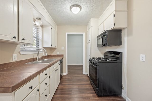 5945 Jackie Terrace, Watauga, TX 76148