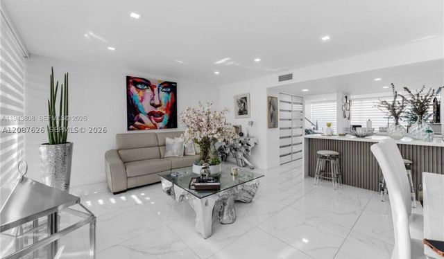 13835 SW 84th St 503, Miami, FL 33183