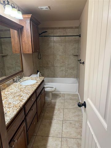 10924 SW 30th Terrace, Yukon, OK 73099