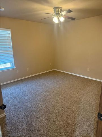 10924 SW 30th Terrace, Yukon, OK 73099