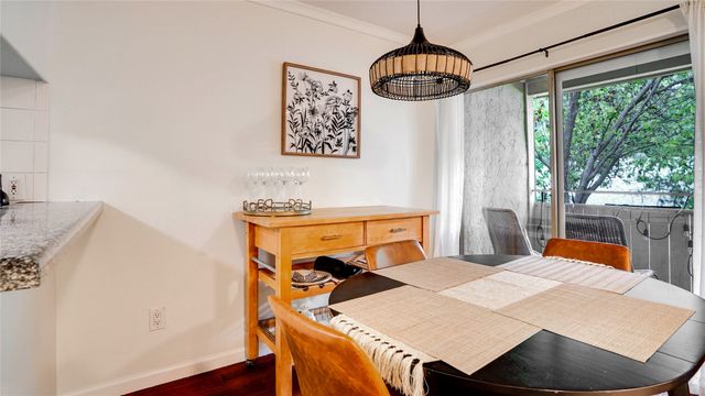 5740 Martel Avenue A19, Dallas, TX 75206