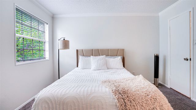 5740 Martel Avenue A19, Dallas, TX 75206