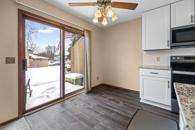 9439 176th Street W, Lakeville, MN 55044