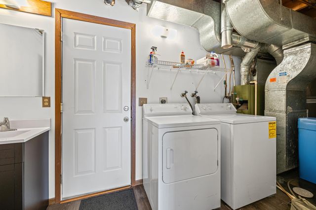 9439 176th Street W, Lakeville, MN 55044