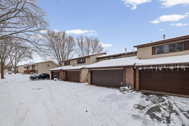 9439 176th Street W, Lakeville, MN 55044