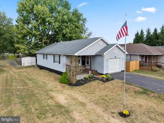 320 N WESTERN AVE, Martinsburg, WV 25401