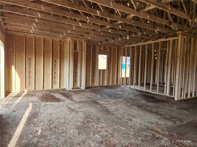 1575 N Fairfield Road, Beavercreek, OH 45432