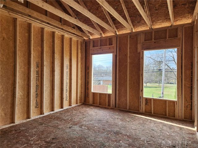 1575 N Fairfield Road, Beavercreek, OH 45432