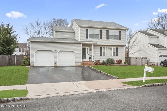51 Deborah Lane, Howell, NJ 07731