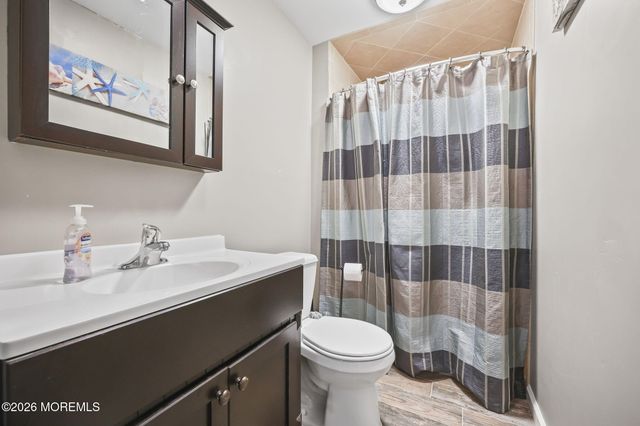 51 Deborah Lane, Howell, NJ 07731