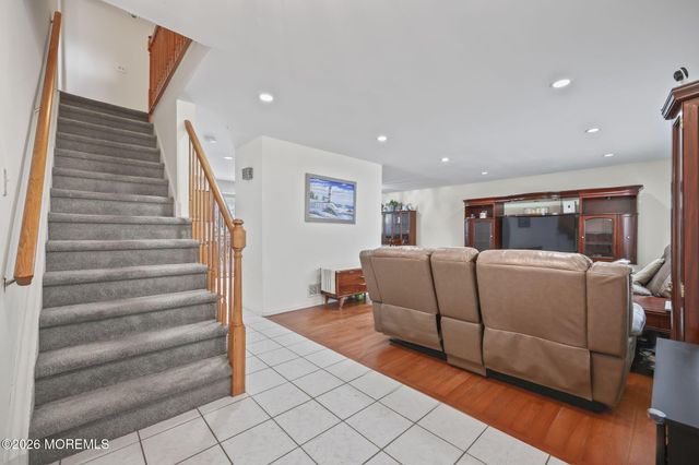 51 Deborah Lane, Howell, NJ 07731