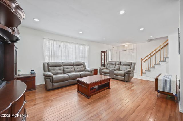 51 Deborah Lane, Howell, NJ 07731