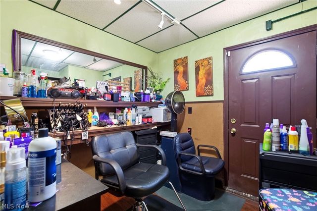 7910 Saint Clair Avenue, Cleveland, OH 44103