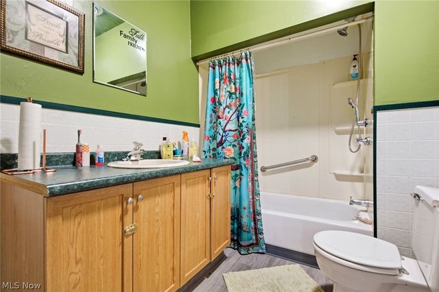 7910 Saint Clair Avenue, Cleveland, OH 44103