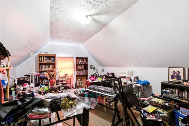 7910 Saint Clair Avenue, Cleveland, OH 44103