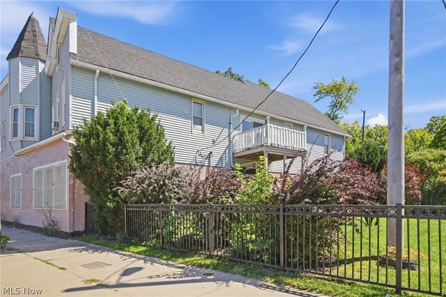 7910 Saint Clair Avenue, Cleveland, OH 44103