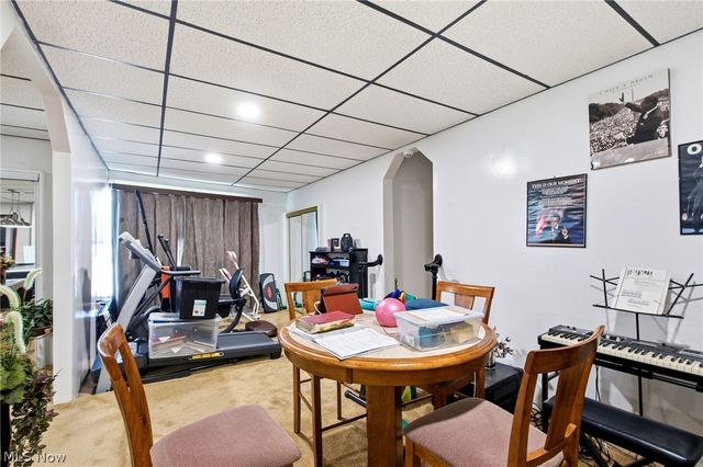 7910 Saint Clair Avenue, Cleveland, OH 44103
