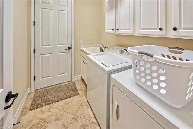 9415 Piacere WAY, Naples, FL 34113