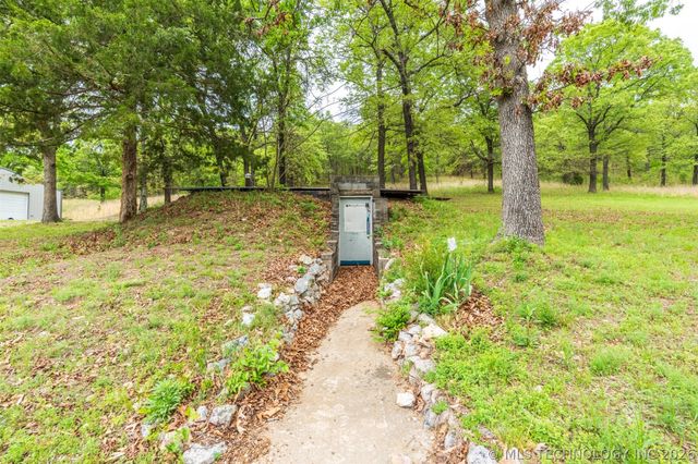 855 SE 683, Locust Grove, OK 74352