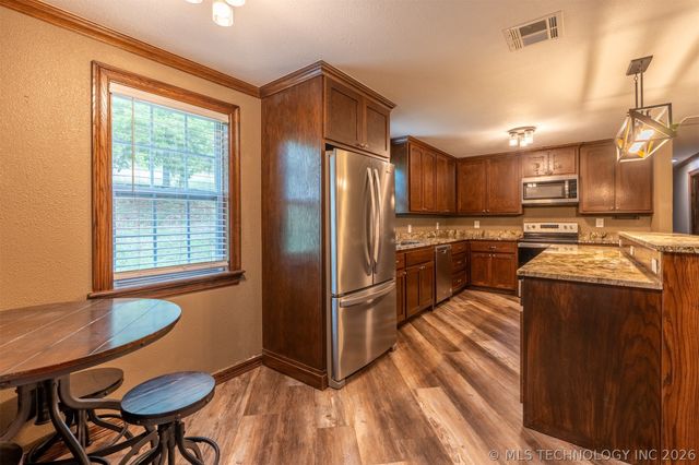 855 SE 683, Locust Grove, OK 74352